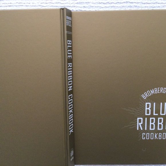 Gourmet Restaurant Cookbook 1st Edition Manhattan Restaurants NYC Recipes - Picture 4 of 9